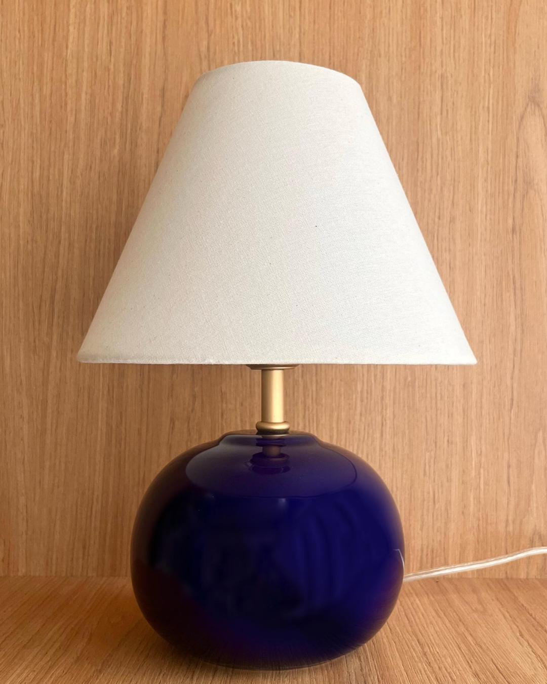 Abajur Tokyo Marinho