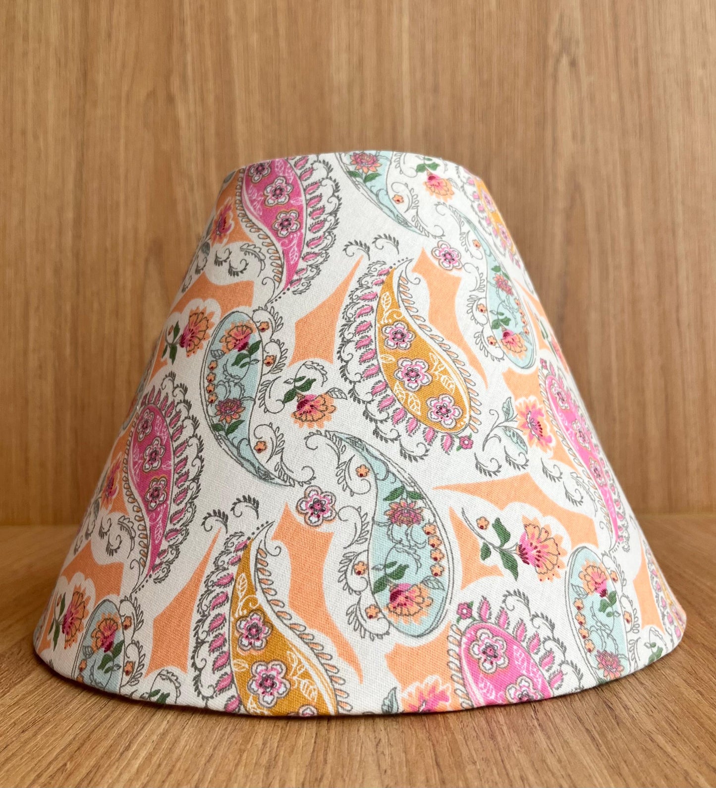 Cúpula Paisley Colorido