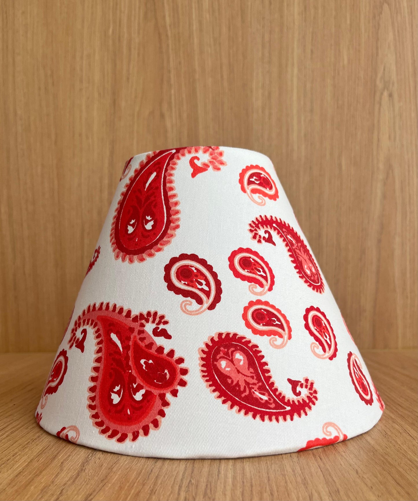 Cúpula Paisley Vermelho