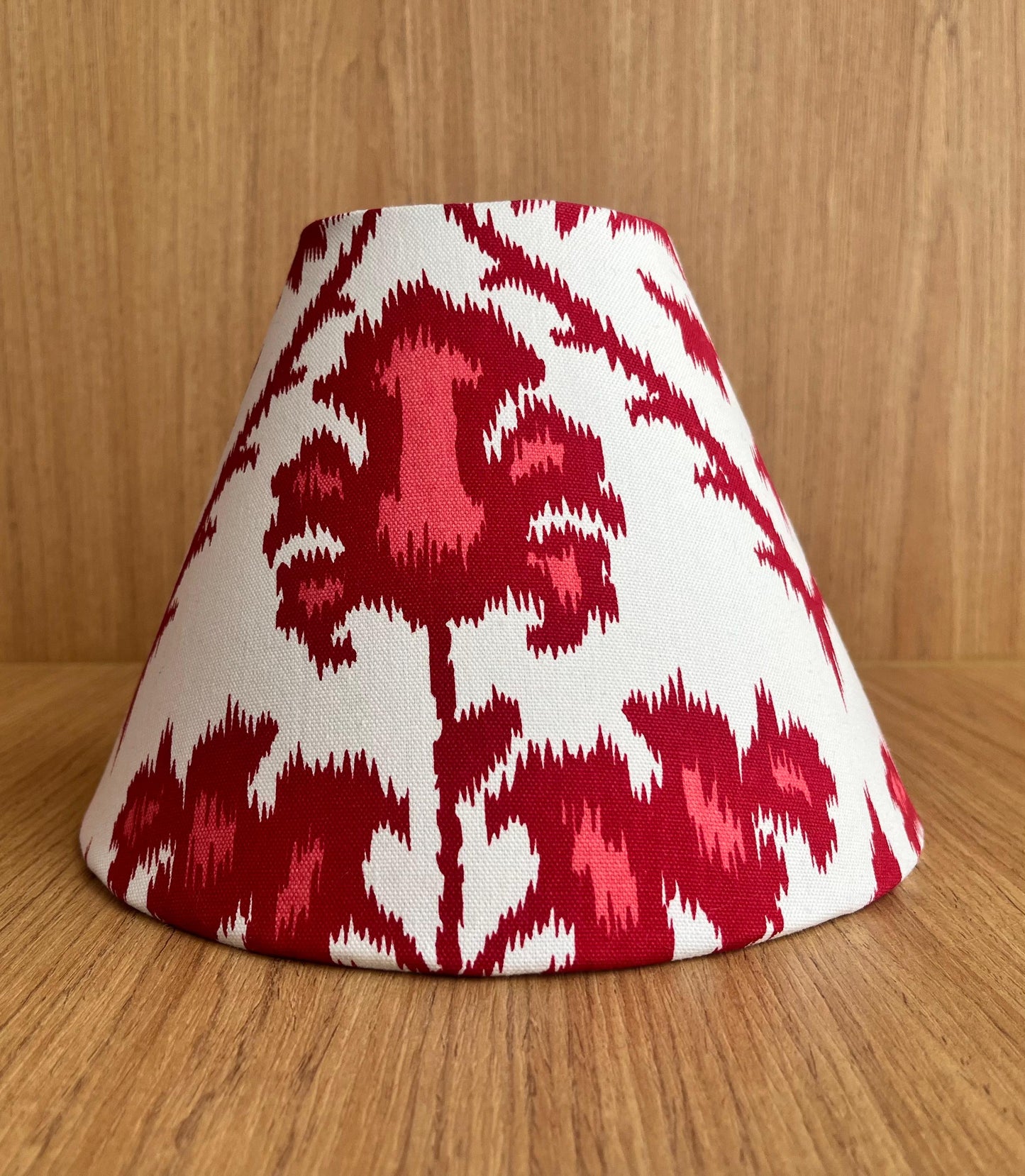 Cúpula Ikat Vermelho